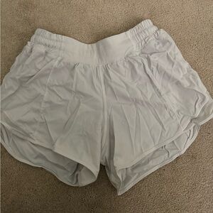 Lululemon hotty hot shorts 4in, size 6, color: white, WORN ONCE